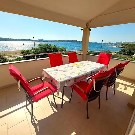 Secret Haven By The Sea Holiday home Srima
