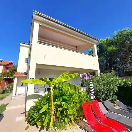Holiday home Secret Haven By The Sea