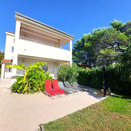 Secret Haven By The Sea Holiday home Srima