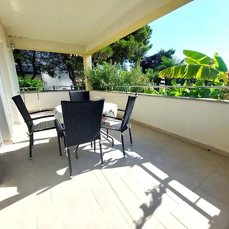 Holiday home Secret Haven By The Sea *